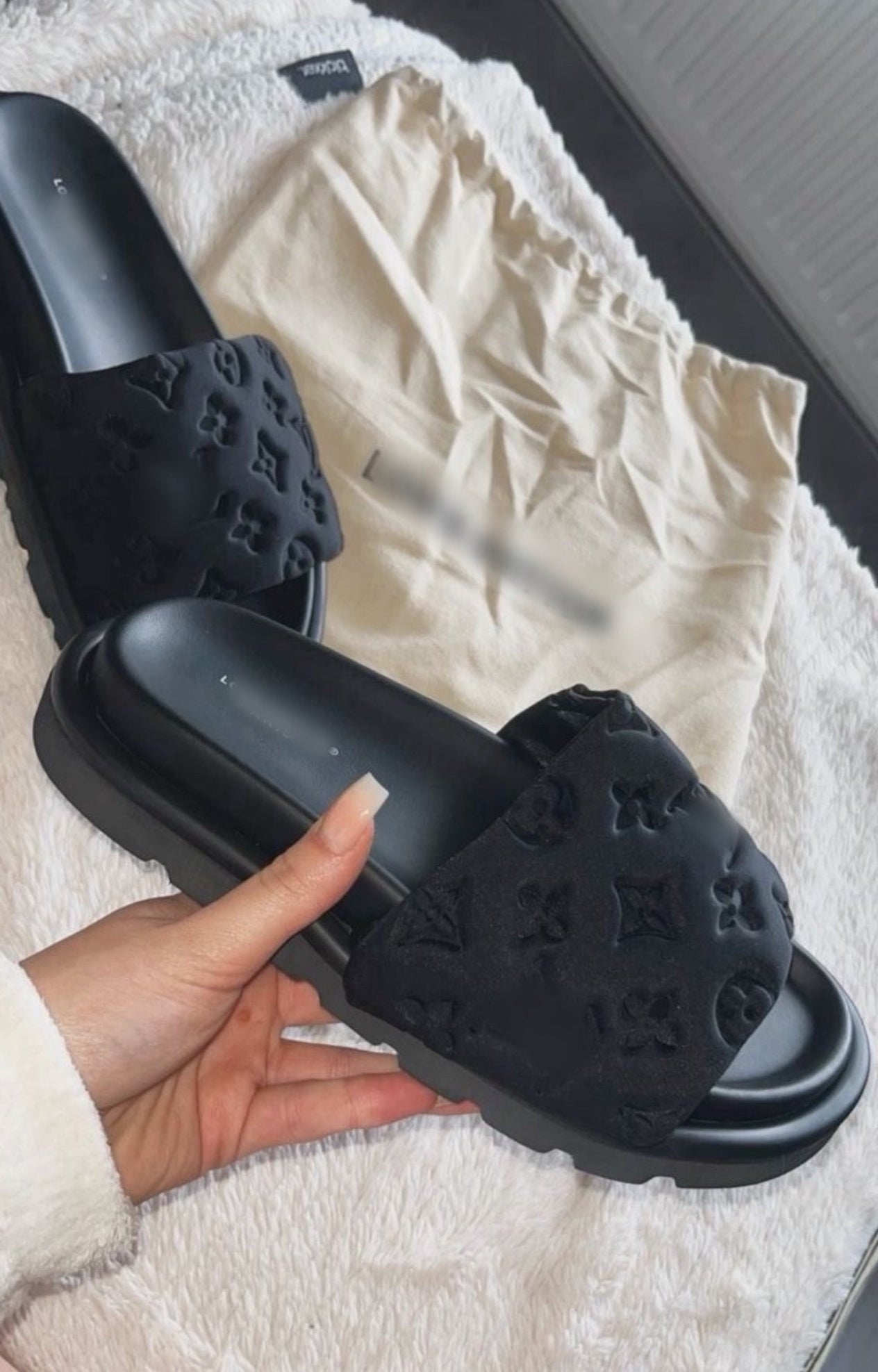 Pillow Sandals Black