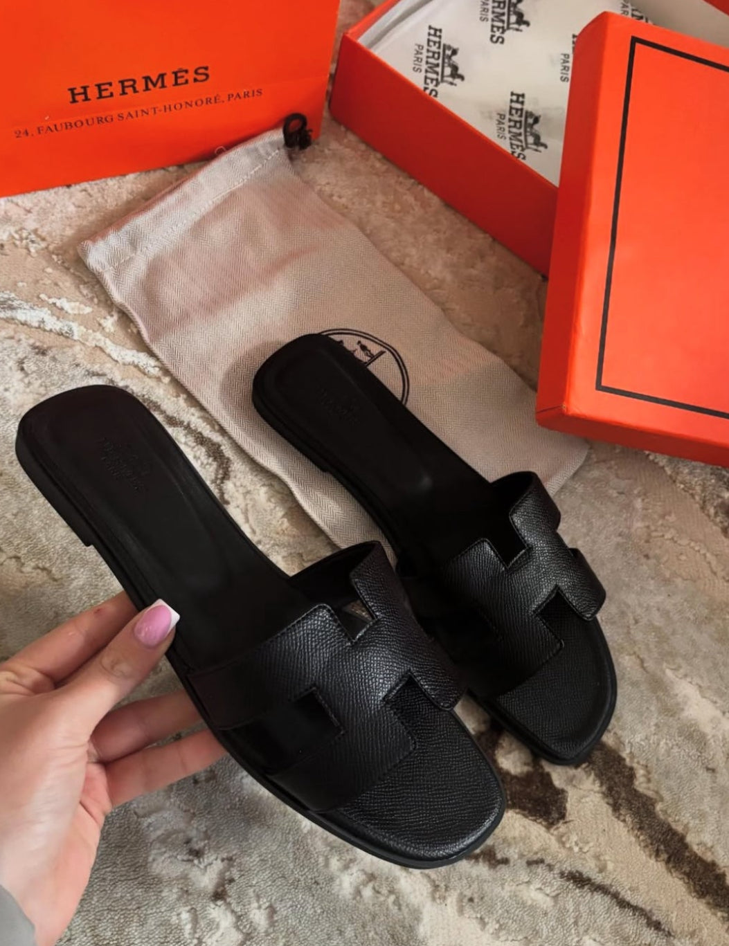 Oran Black Sandals