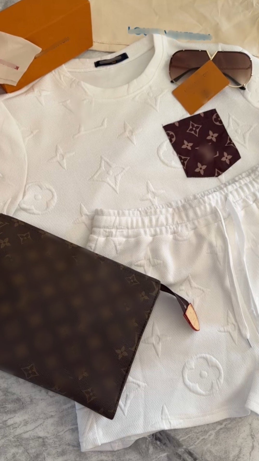 Lv two piece set